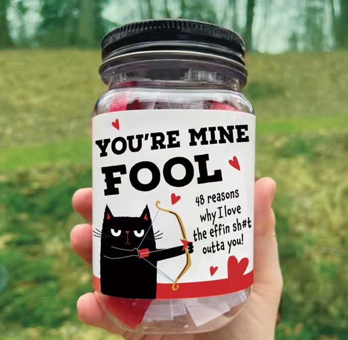 🔥Last Day 49% OFF - 🏹❤️Funny Valentine Glass Jar Tell Them You Luv ’Em — With 48 Badass Quotes😻 🎁Ready to gift — no wrapping stress!